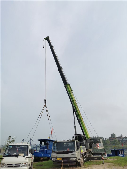 长宁区桥梁建设吊装案例